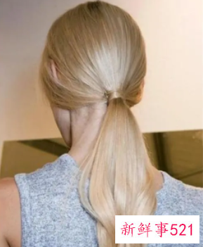 戴帽子怎么编头发好看