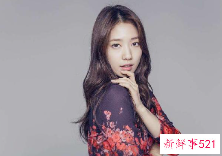 胖圆脸适合什么发型