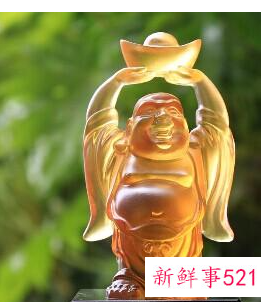 弥勒佛站着和坐着的区别