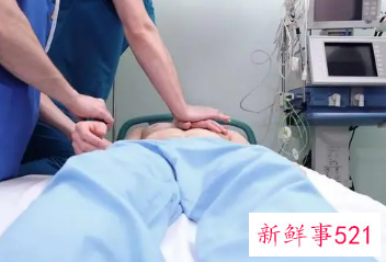 心肺复苏压断肋骨需不需要赔偿