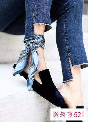 包包怎么系丝巾