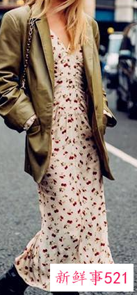 过膝长裙配什么外套