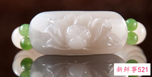 和田玉手镯戴哪只手