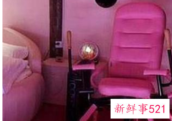 情侣房的椅子是怎么用