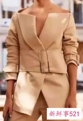 皮肤黄适合穿什么颜色的衣服和裤子