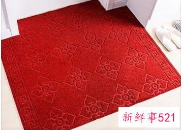 大门上挂什么辟邪招财