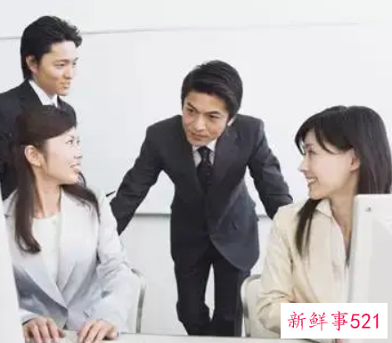 几招巧妙应对与同事之间的关系