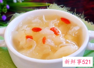 银耳汤喝几天下面会流水