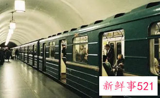 梦见自己突然出现在别的国家