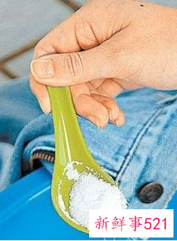 未穿新牛仔裤防掉色方法