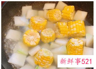 冬瓜与什么煲汤比较合适