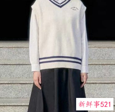 毛衣外面可以穿马甲吗