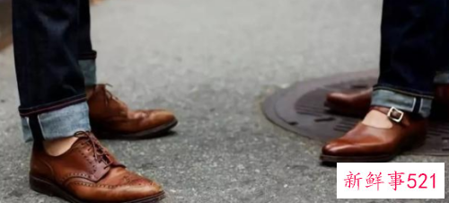 男人穿皮鞋配什么裤子好看