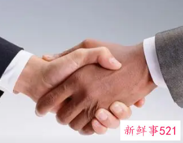 梦见和陌生人握手是什么意思