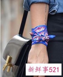 丝巾怎么佩戴好看