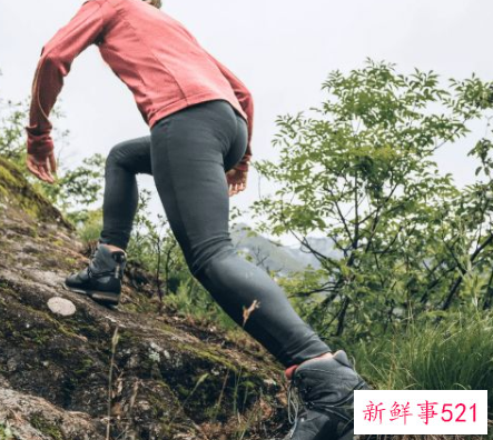 爬山穿什么衣服合适