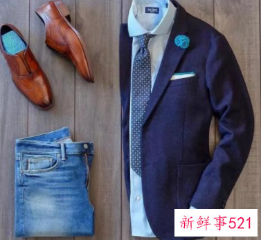 西装牛仔裤搭配什么鞋男
