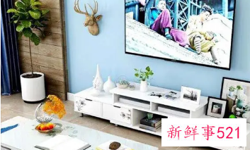 客厅都摆放什么东西