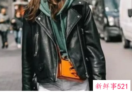 连帽外套里面穿连帽卫衣好看吗