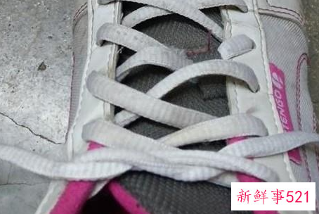 系鞋带的方法简单