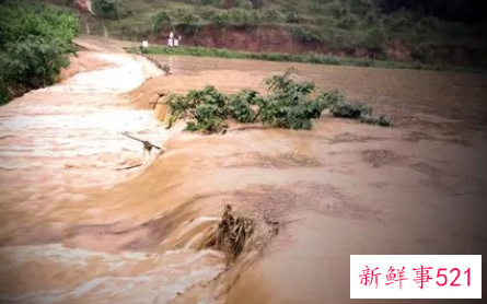 梦见洪水代表什么意思