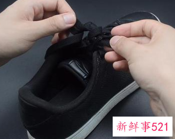 系鞋带的方法简单