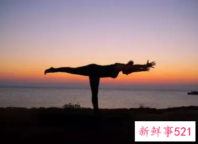 瑜伽最基本的12个动作