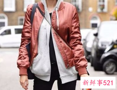 女生连帽卫衣外面穿什么外套好看