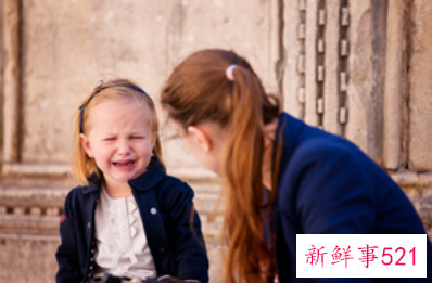 小孩老抓鼻子怎么办