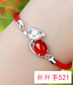 属猴女适合佩戴什么材质的饰品