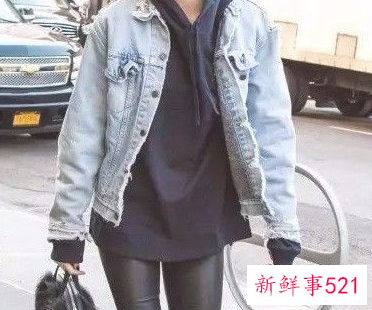 女生连帽卫衣外面穿什么外套好看