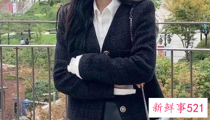 小香风外套是正装吗