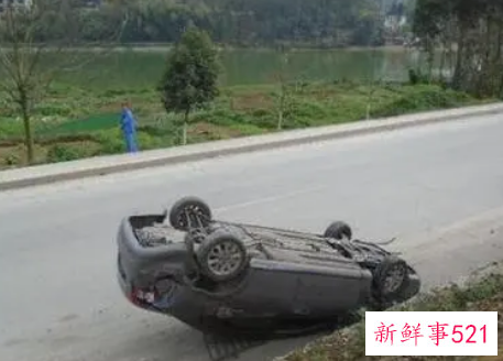 梦见车受损有什么征兆