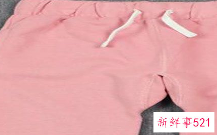 黑白条纹裤子搭配什么上衣