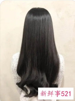 头发干枯毛躁用什么精油