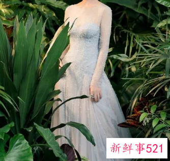 中老年人拍照姿势