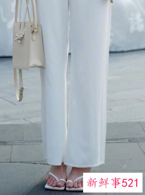 夏天穿什么凉鞋好