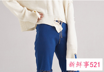 直筒休闲裤要怎么搭配上衣