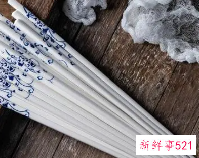 陶瓷筷子好还是合金筷子好