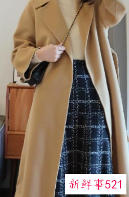 什么色的内搭是百搭款