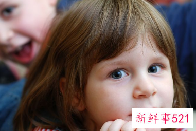 小孩子不爱说话是自闭症吗