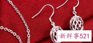 耳饰代表爱情的寓意