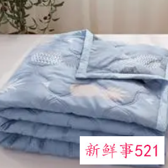 黄颜色被子是死人盖的吗