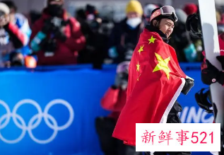 人民日报回应加拿大裁判打分争议