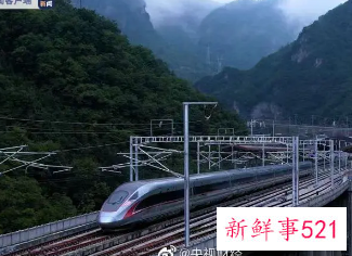 郑渝高铁今起全线开通，郑州到重庆仅4小时