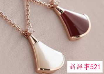 裙子项链的寓意