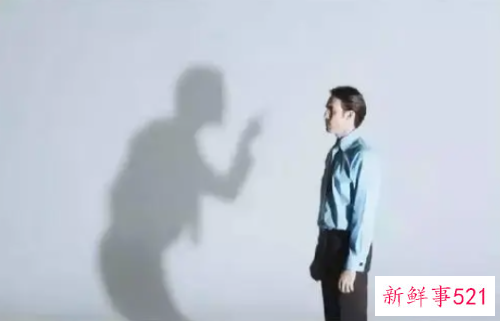 批评自己的缺点句子