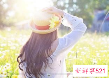 女人注重打扮代表什么