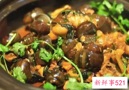 排骨田螺煲汤的做法