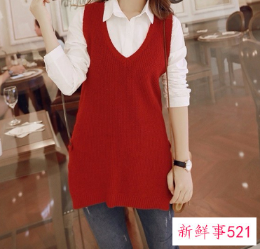 毛衣背心怎么搭配好看呢